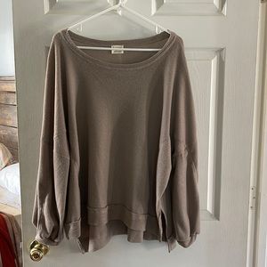 Boutique sweater/ long sleeve